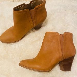 Sale!! Splendid Tan Leather Ankle Boots